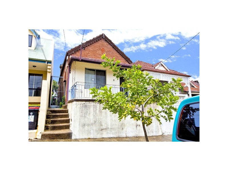 8 O’Hara Street, Marrickville NSW 2204