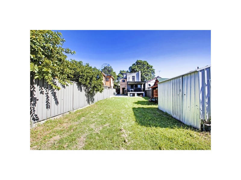 16 Excelsior Parade, Marrickville NSW 2204