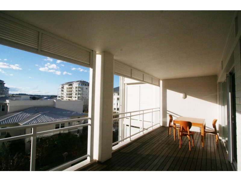 35/2 Juniper Drive, Breakfast Point NSW 2137
