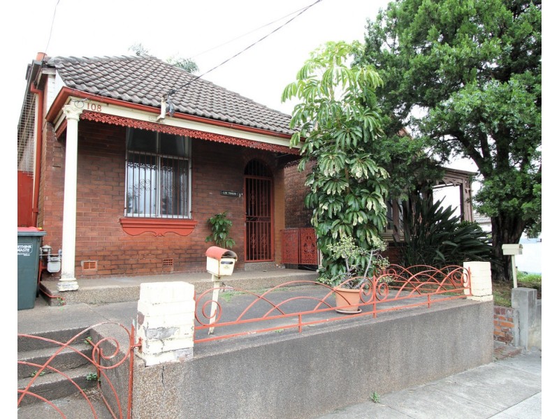 108 Unwins Bridge Road, St Peters NSW 2044