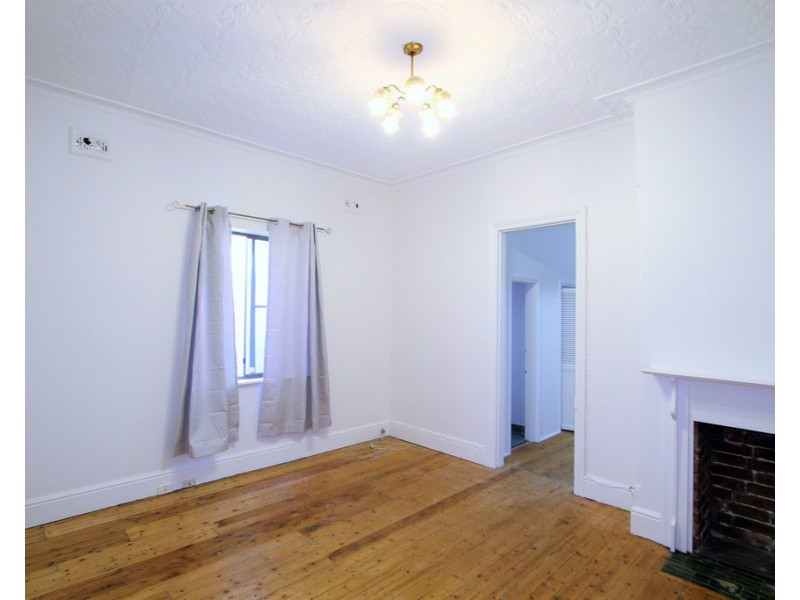 108 Unwins Bridge Road, St Peters NSW 2044