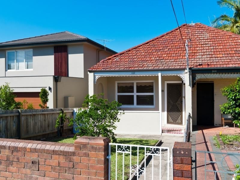 142 Dean Street, Strathfield South NSW 2136