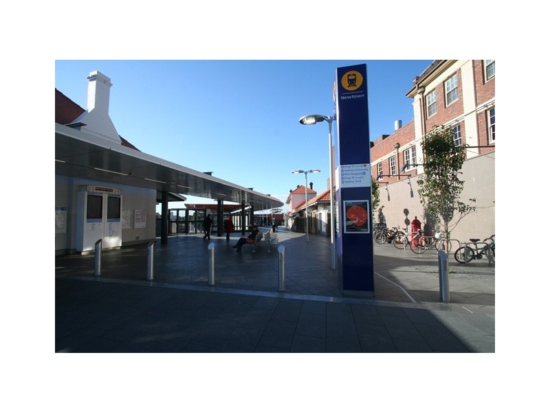 2 Whitehorse Street, Newtown NSW 2042