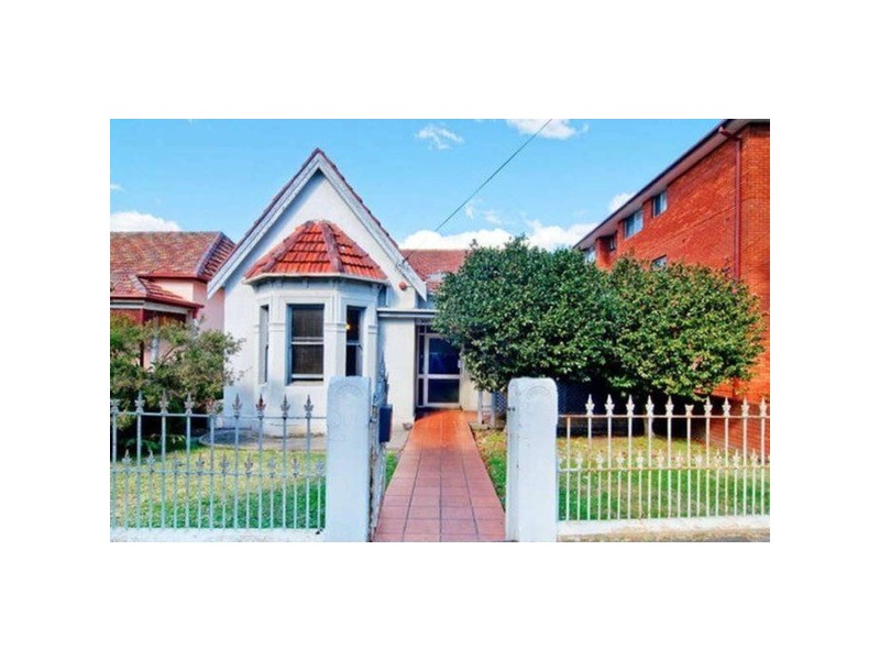 4/300 Livingstone Road, Marrickville NSW 2204