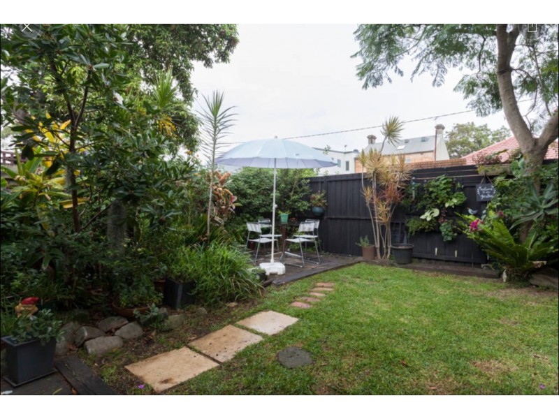 80 Grove Street, St Peters NSW 2044