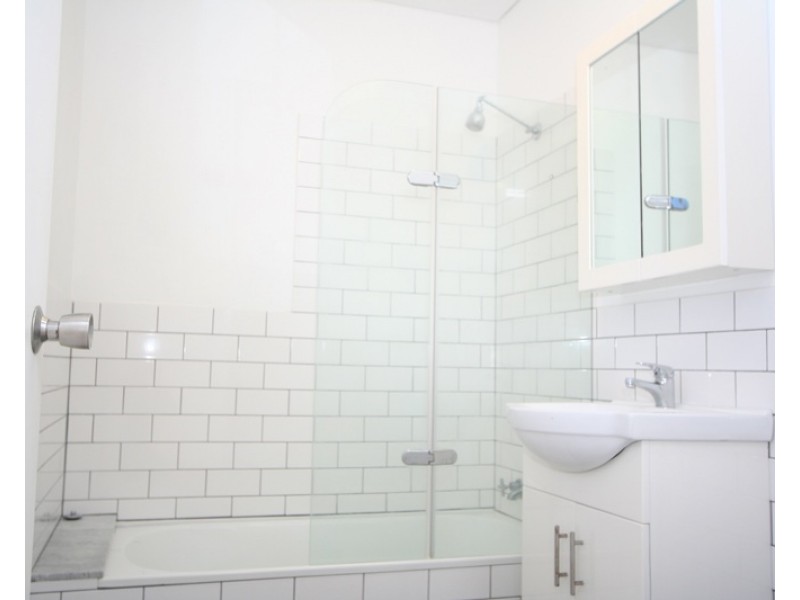 8/26-28 Brown Street, Newtown NSW 2042