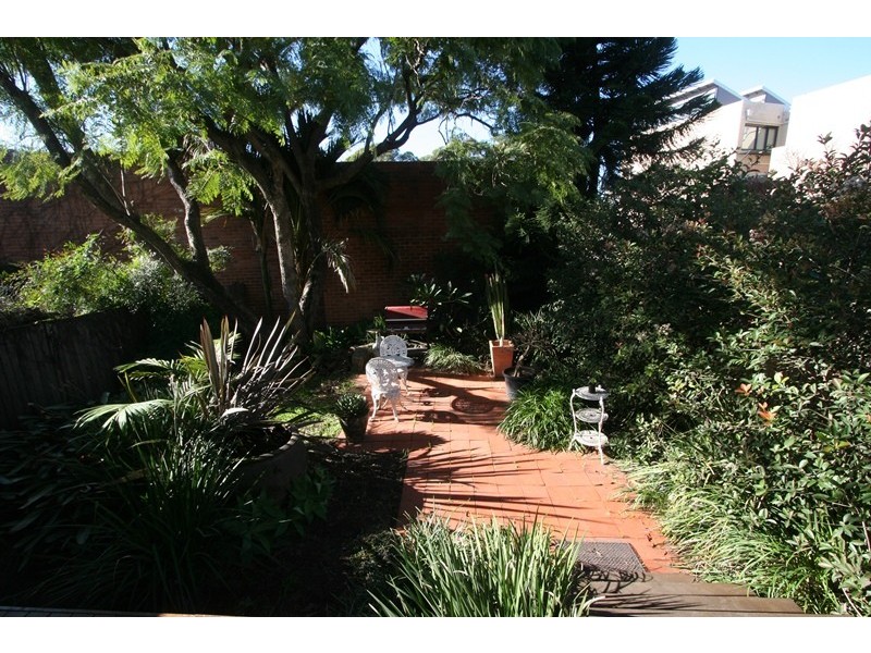 28 Crown Street, St Peters NSW 2044