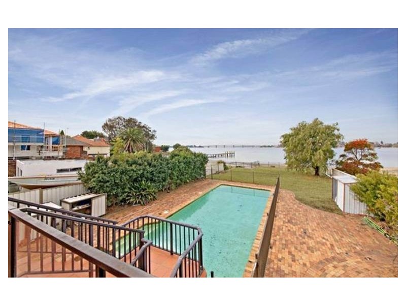 16 BELGRAVE ESPLANADE, Sylvania Waters NSW 2224