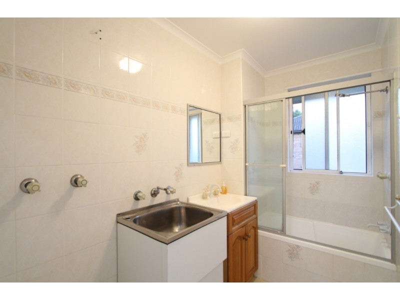 6/2-6 Marlene Crescent, Greenacre NSW 2190