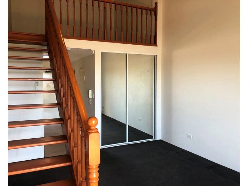 33/1 Linthorpe Street, Newtown NSW 2042