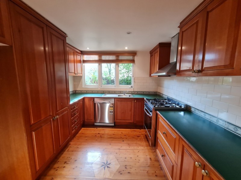 41 INNESDALE ROAD, Wolli Creek NSW 2205