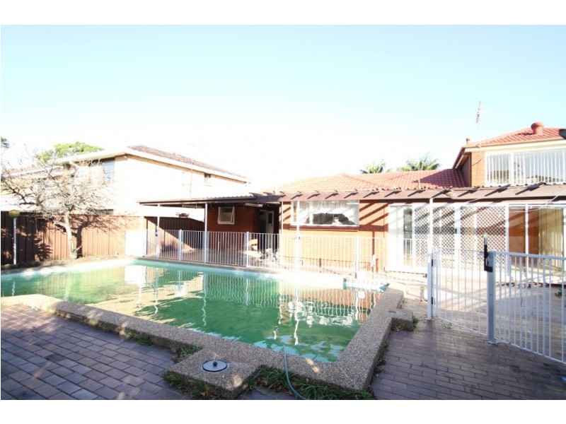 31 Macintyre Cresent, Sylvania Waters NSW 2224