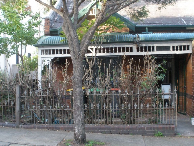 10 Simmons, Enmore NSW 2042