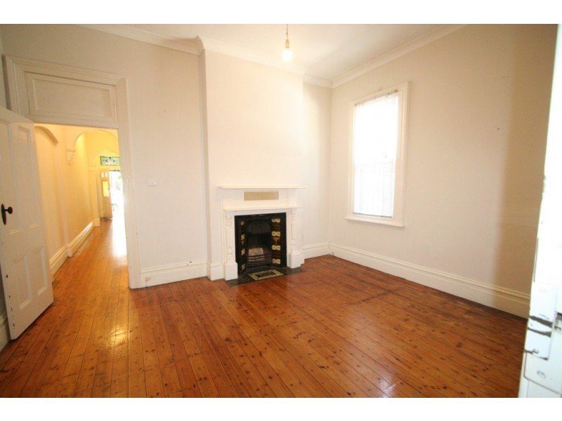 10 Simmons, Enmore NSW 2042