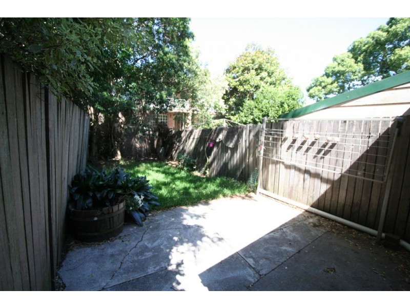 10 Simmons, Enmore NSW 2042