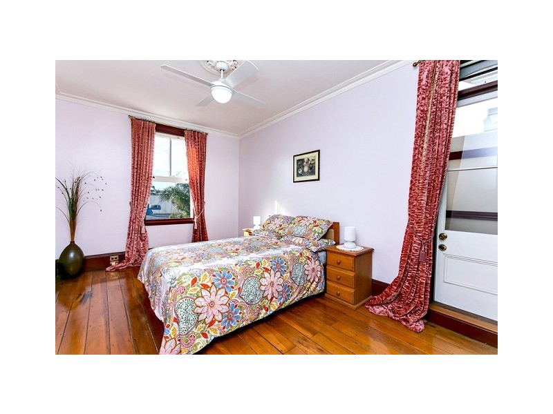 32 Watkin, Newtown NSW 2042