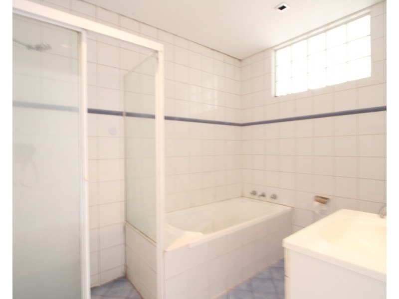 1/20 Clarke Street, Earlwood NSW 2206