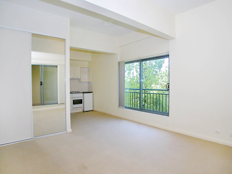 31/8 CAVILL AVENUE, Ashfield NSW 2131