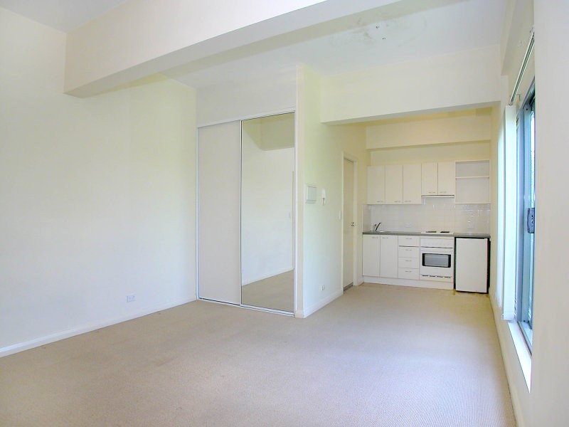 31/8 CAVILL AVENUE, Ashfield NSW 2131