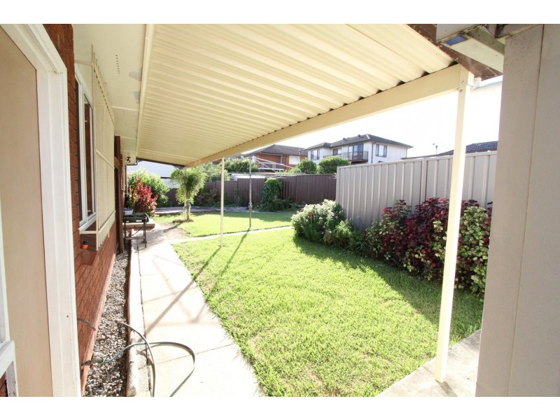 7 Lofts Avenue, Belmore NSW 2192