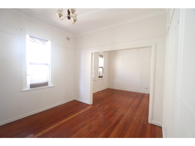 21 Lymerston Street, Tempe NSW 2044