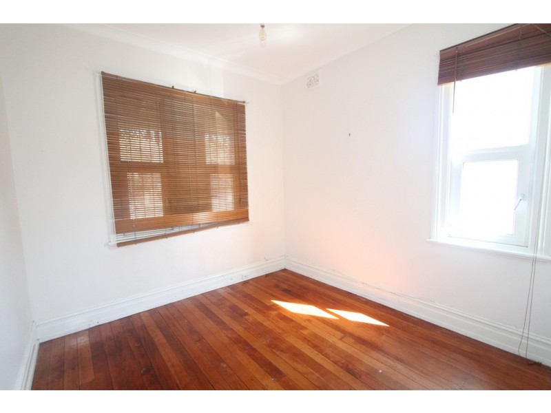 21 Lymerston Street, Tempe NSW 2044