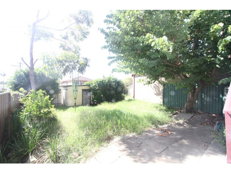 21 Lymerston Street, Tempe NSW 2044