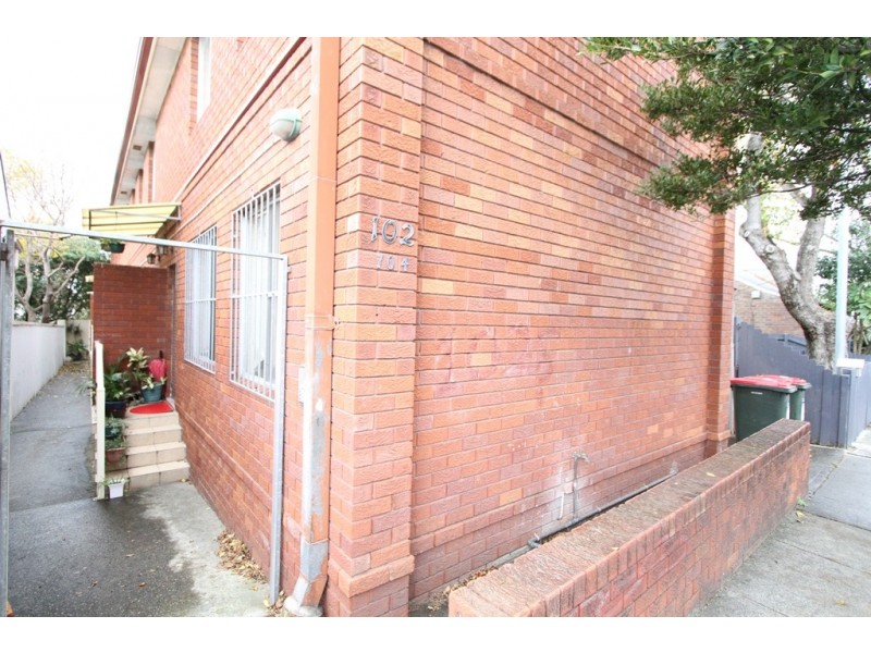 4/102 DARLEY STREET, Newtown NSW 2042