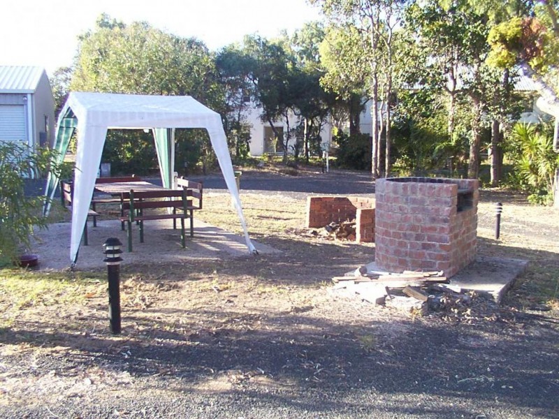 Moore Park Beach QLD 4670