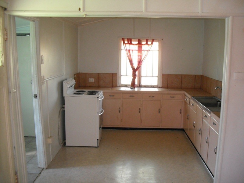 Elliott Heads QLD 4670