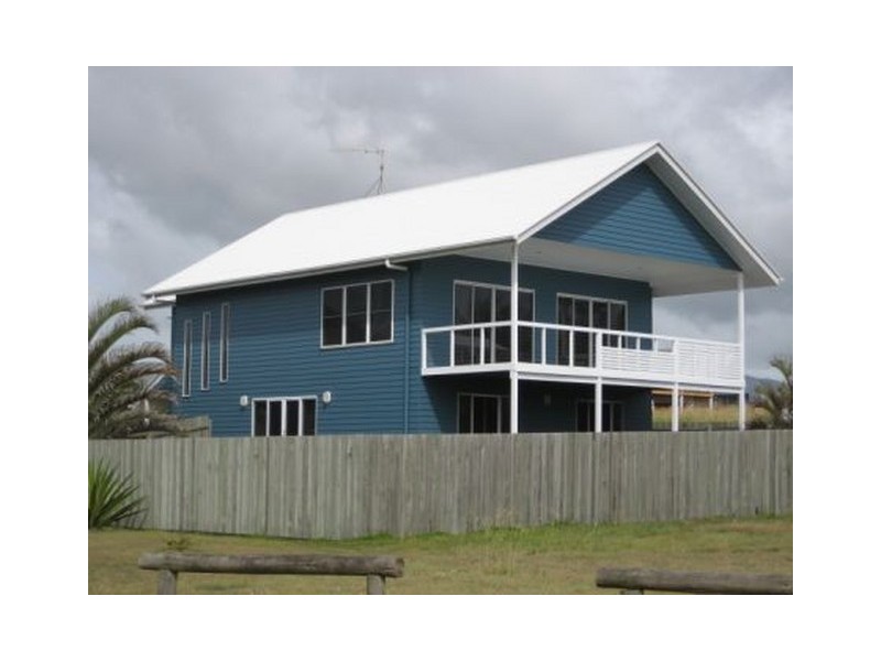 138 Barolin Esplanade, Coral Cove QLD 4670