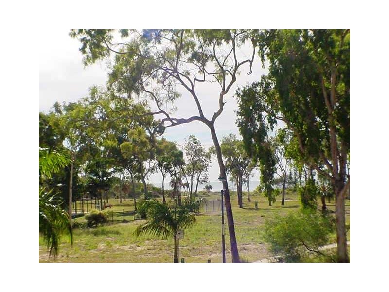 Moore Park Beach QLD 4670