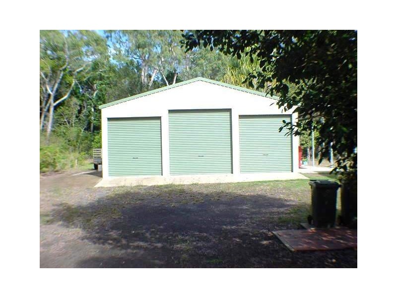 Moore Park Beach QLD 4670