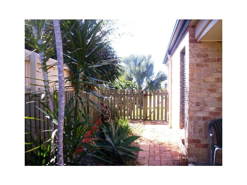 Elliott Heads QLD 4670