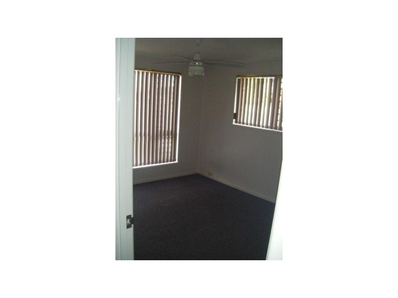 Avenell Heights QLD 4670