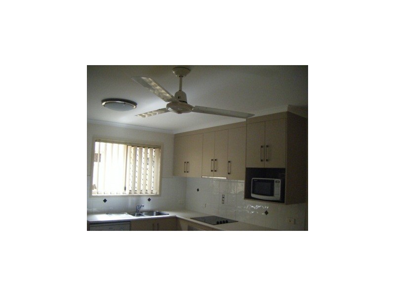 2/75 Burnett Street, Bundaberg South QLD 4670