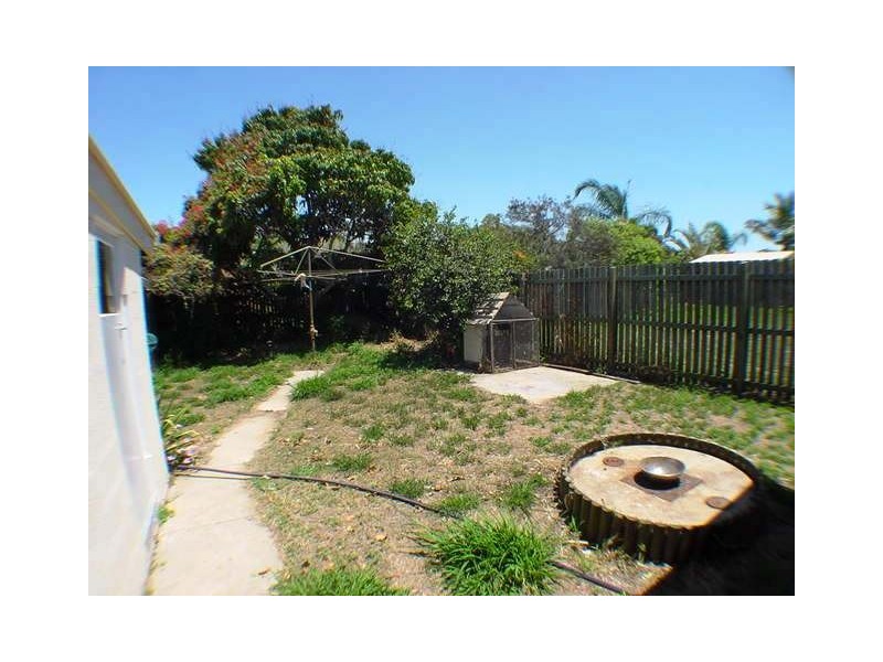 Moore Park Beach QLD 4670