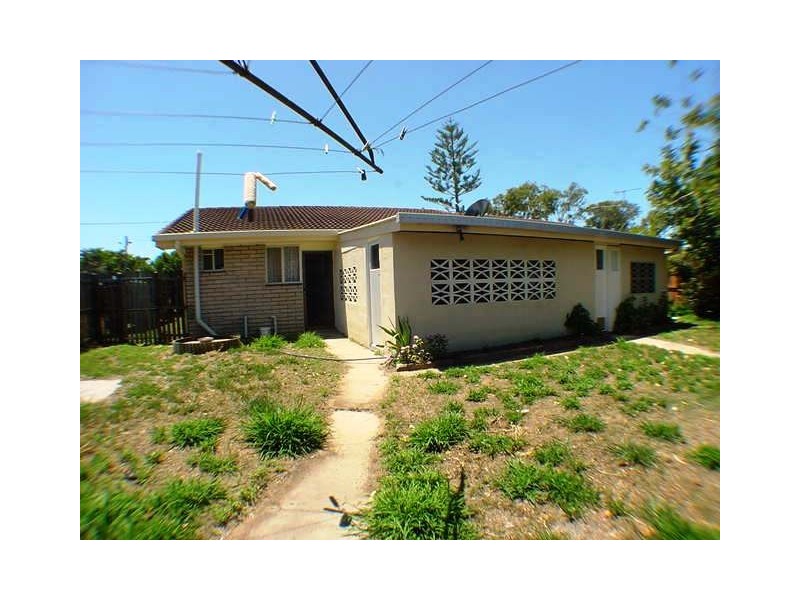 Moore Park Beach QLD 4670