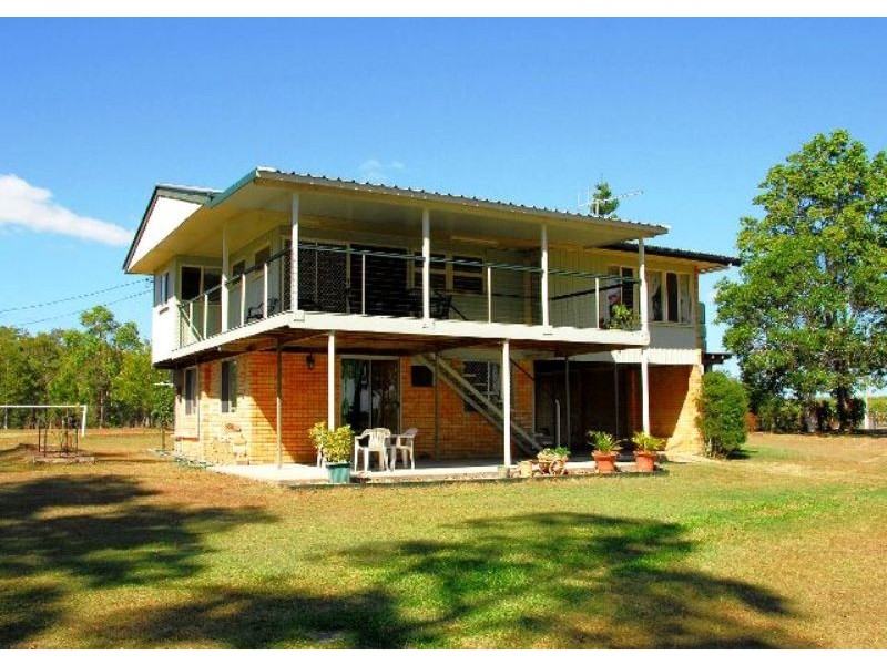 Walkers Point QLD 4650