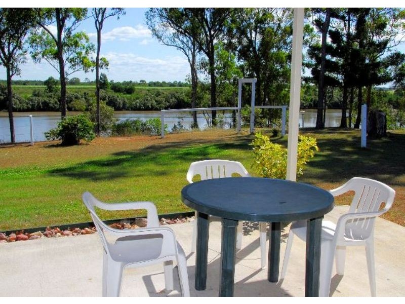 Walkers Point QLD 4650