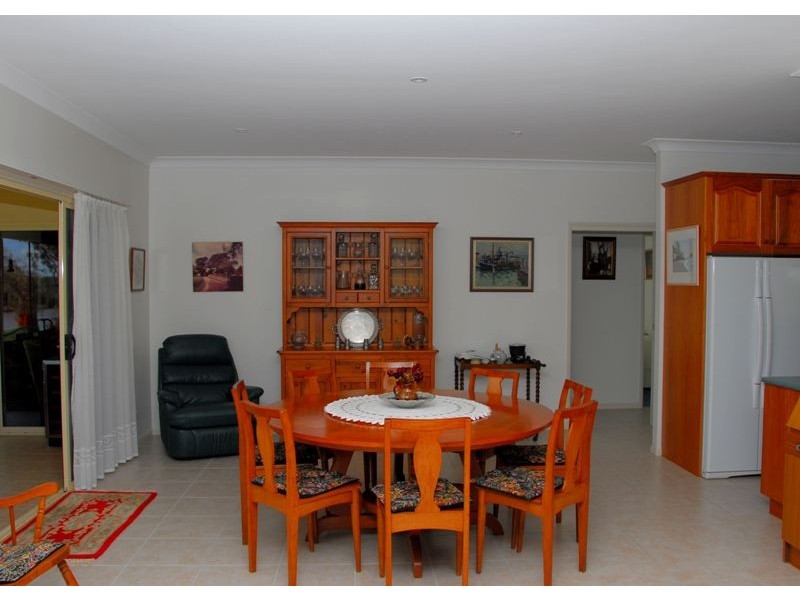 Walkers Point QLD 4650