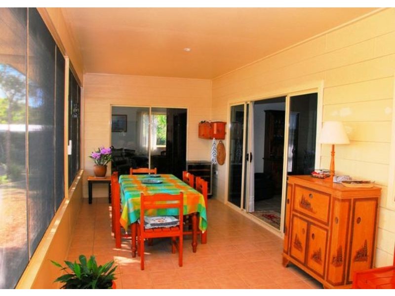 Walkers Point QLD 4650