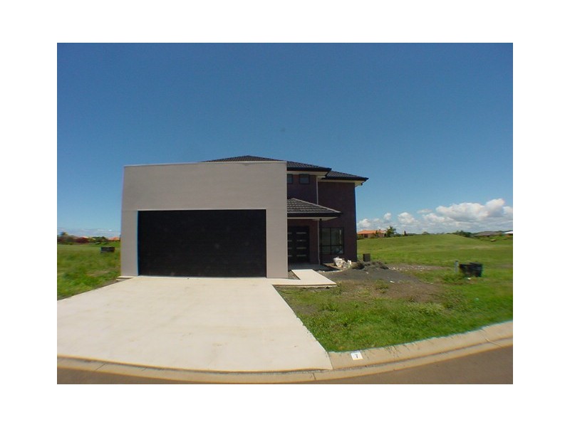 Coral Cove QLD 4670