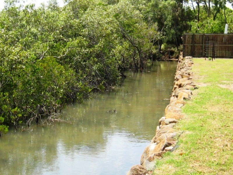 Moore Park Beach QLD 4670