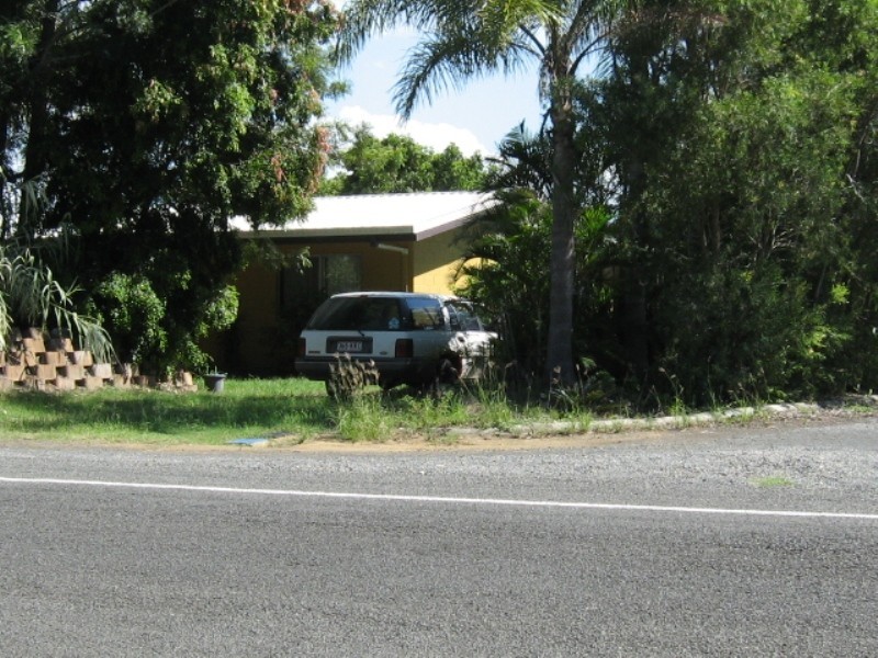 Moore Park Beach QLD 4670