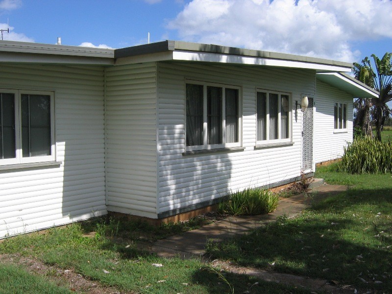 Redridge QLD 4660