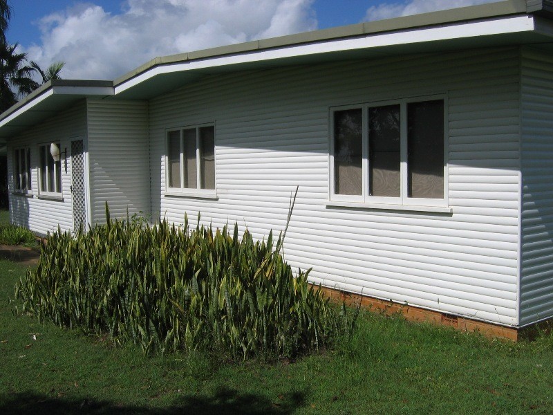 Redridge QLD 4660