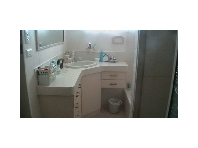 Avenell Heights QLD 4670