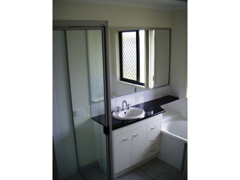 Avoca QLD 4670