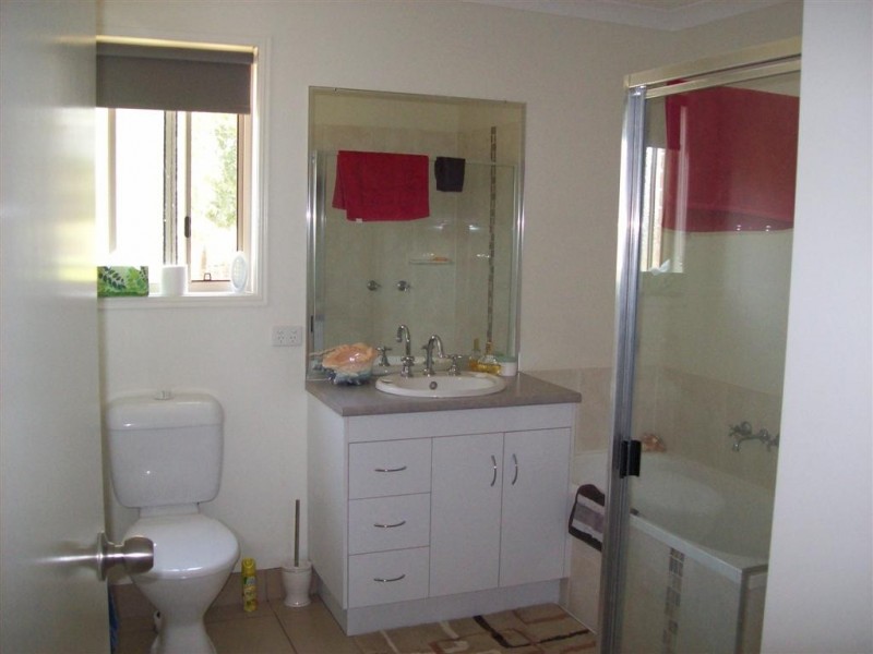 1/22 Hendle Street, Childers QLD 4660